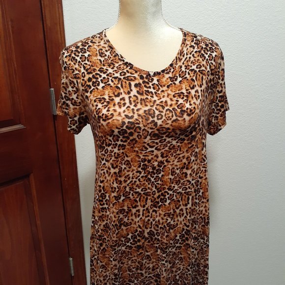 Urban Rose Boho Leopard Print Dress with black lace at hem - Size Large - Picture 2 of 8